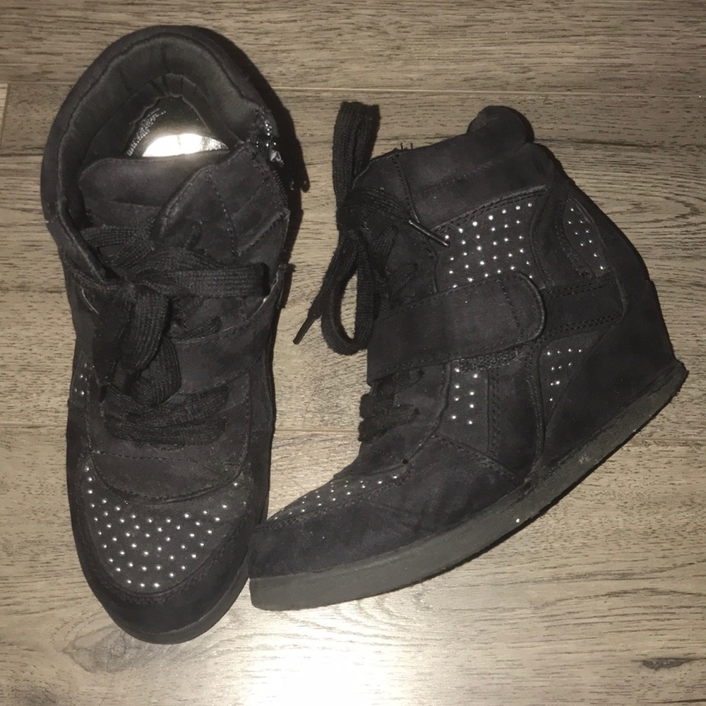 High tops